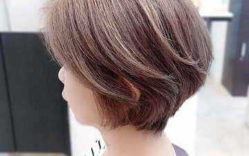 明るく白髪を染める